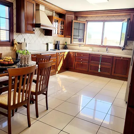 Enjoy House With Large Pool & Jacuzzi Los Estancos