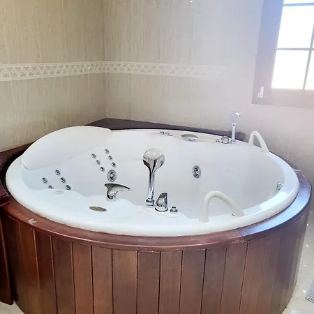 Enjoy House With Large Pool & Jacuzzi * Los Estancos