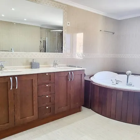 Enjoy House With Large Pool & Jacuzzi Вилла Лос-Эстанкос