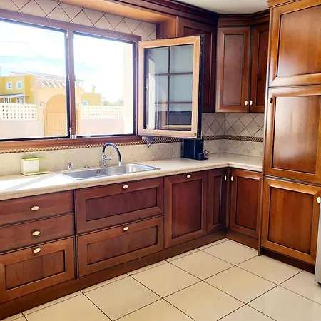 Enjoy House With Large Pool & Jacuzzi * Лос-Эстанкос