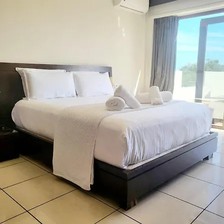 Enjoy House With Large Pool & Jacuzzi Villa Los Estancos