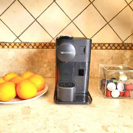 Enjoy House With Large Pool & Jacuzzi *