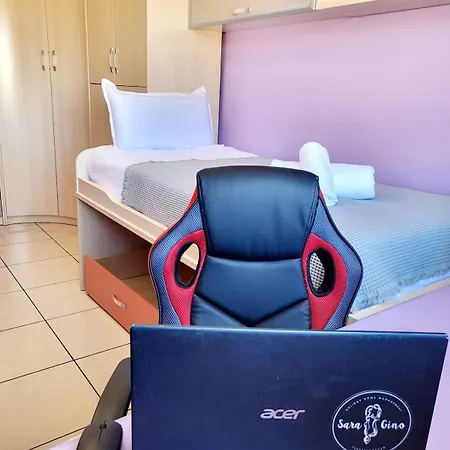 Enjoy House With Large Pool & Jacuzzi Villa *