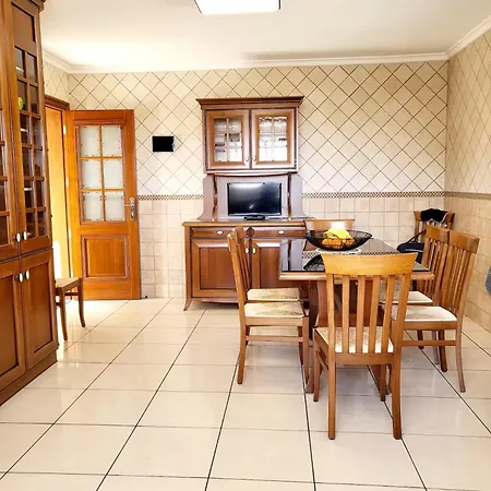 Enjoy House With Large Pool & Jacuzzi *