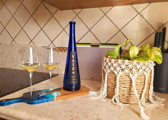 Enjoy House With Large Pool & Jacuzzi Los Estancos